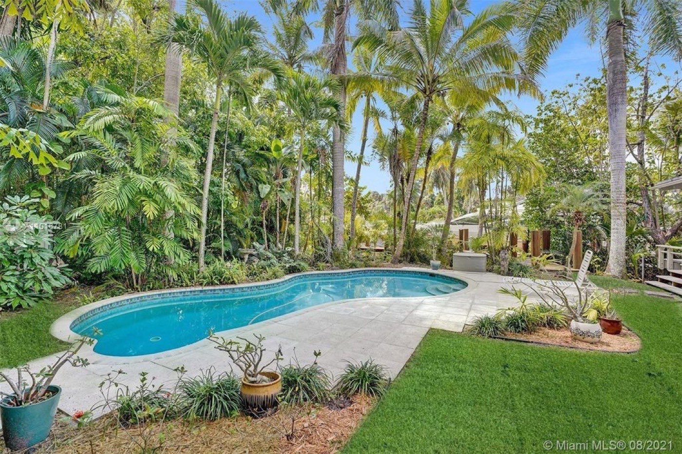 301 & 311 SW 14 Way, Fort Lauderdale FL