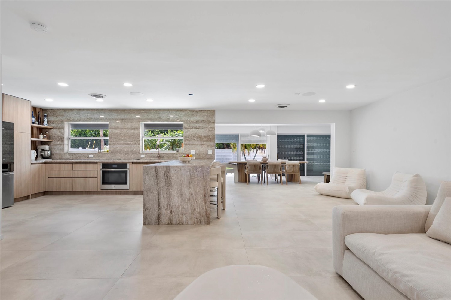417 N Highland Drive, Hollywood FL